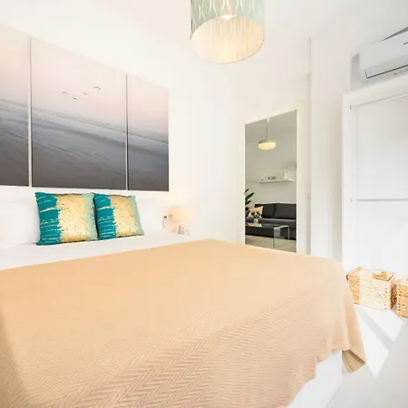 New, Center And By 10tosea