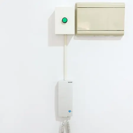 New, Center And By 10tosea פואנגירולה